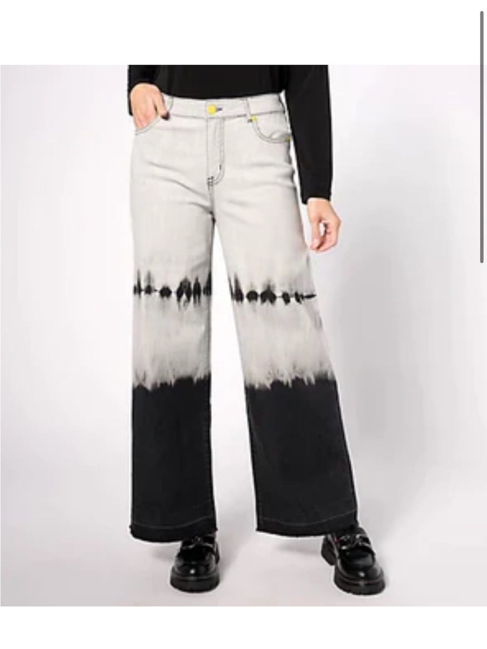 LOGO BY LORI GOLDSTEIN X SMILEY WORLD REGULAR WIDE LEG JEANS